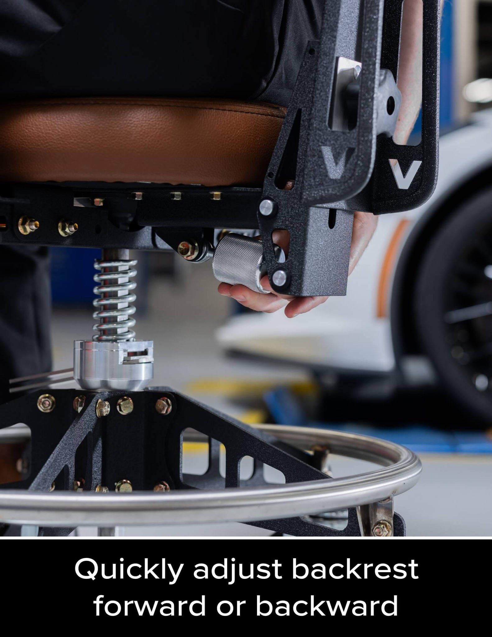 ADJUSTABLE BACKREST