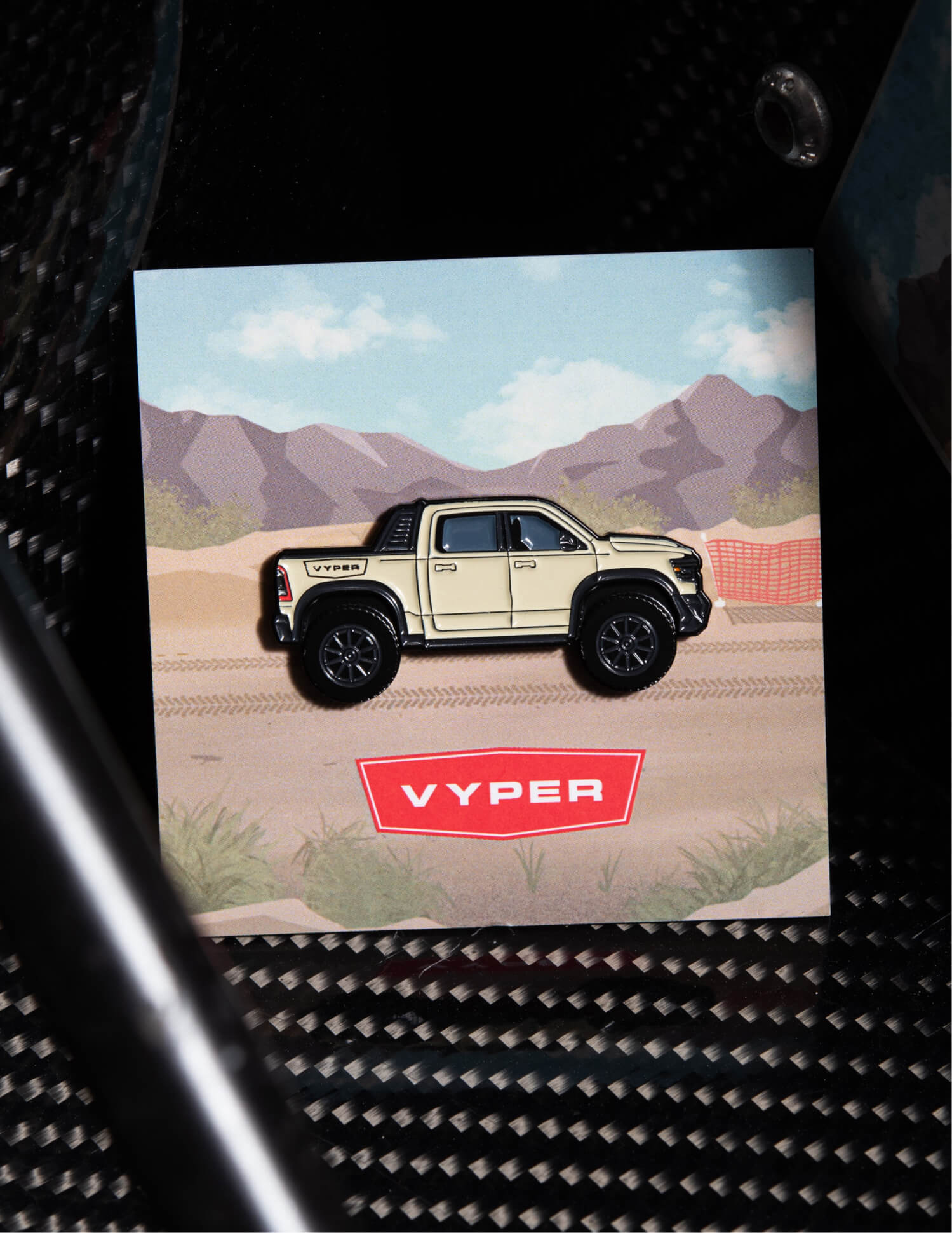 VYPER x LEEN CUSTOMS - TRX PIN