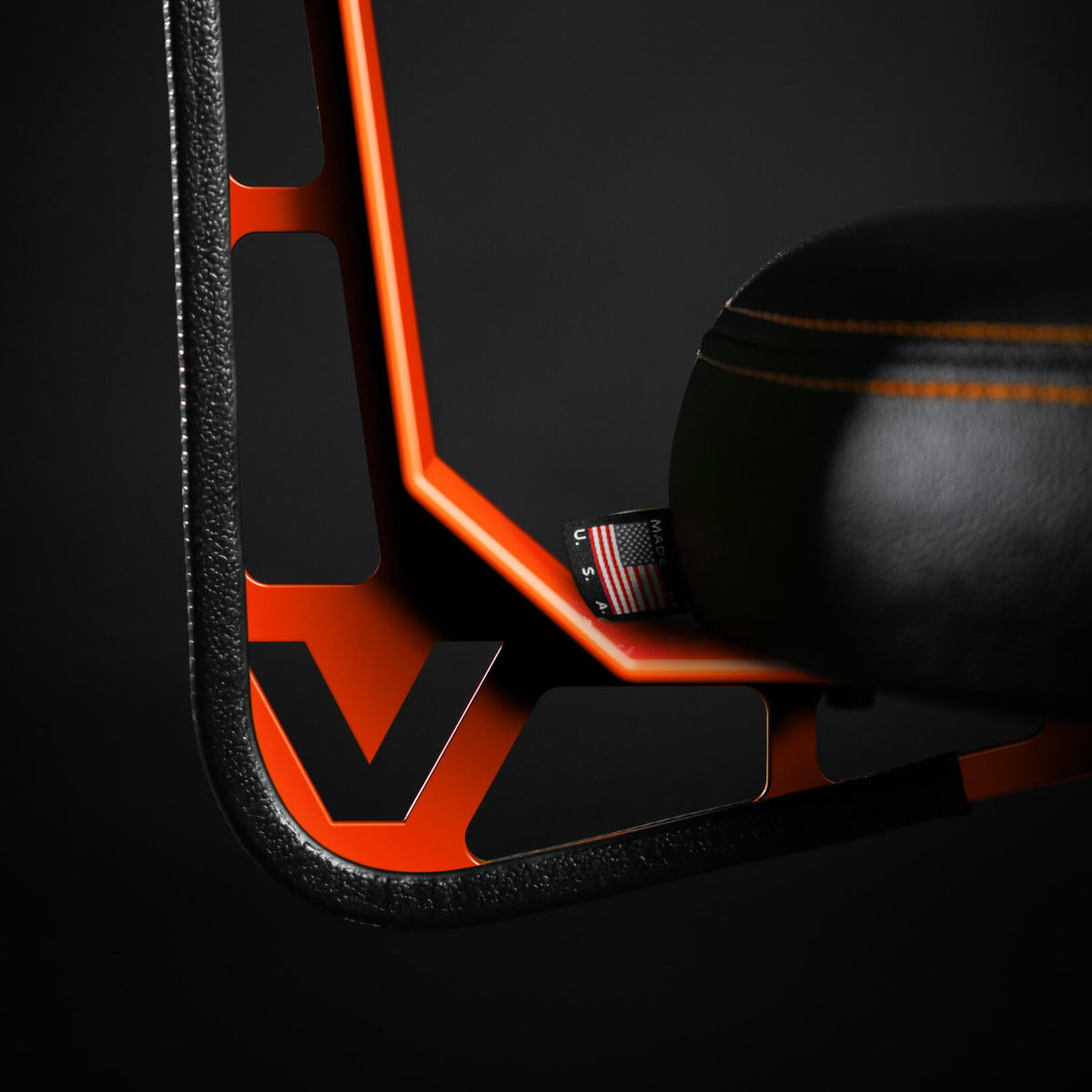 FORD MUSTANG® - COMPETITION ORANGE (ROBUST)