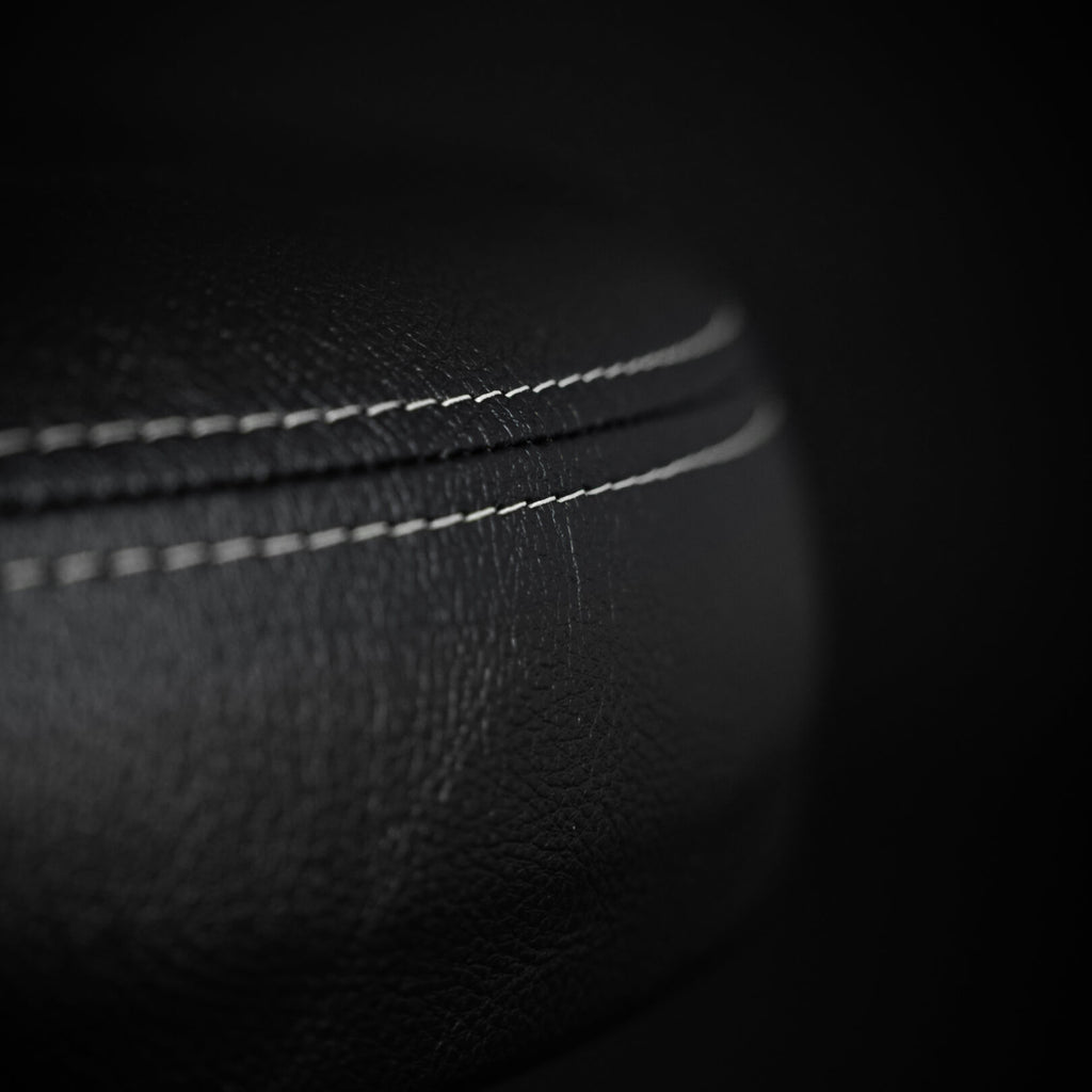 FORD MUSTANG® - SHADOW BLACK (ELEVATED)
