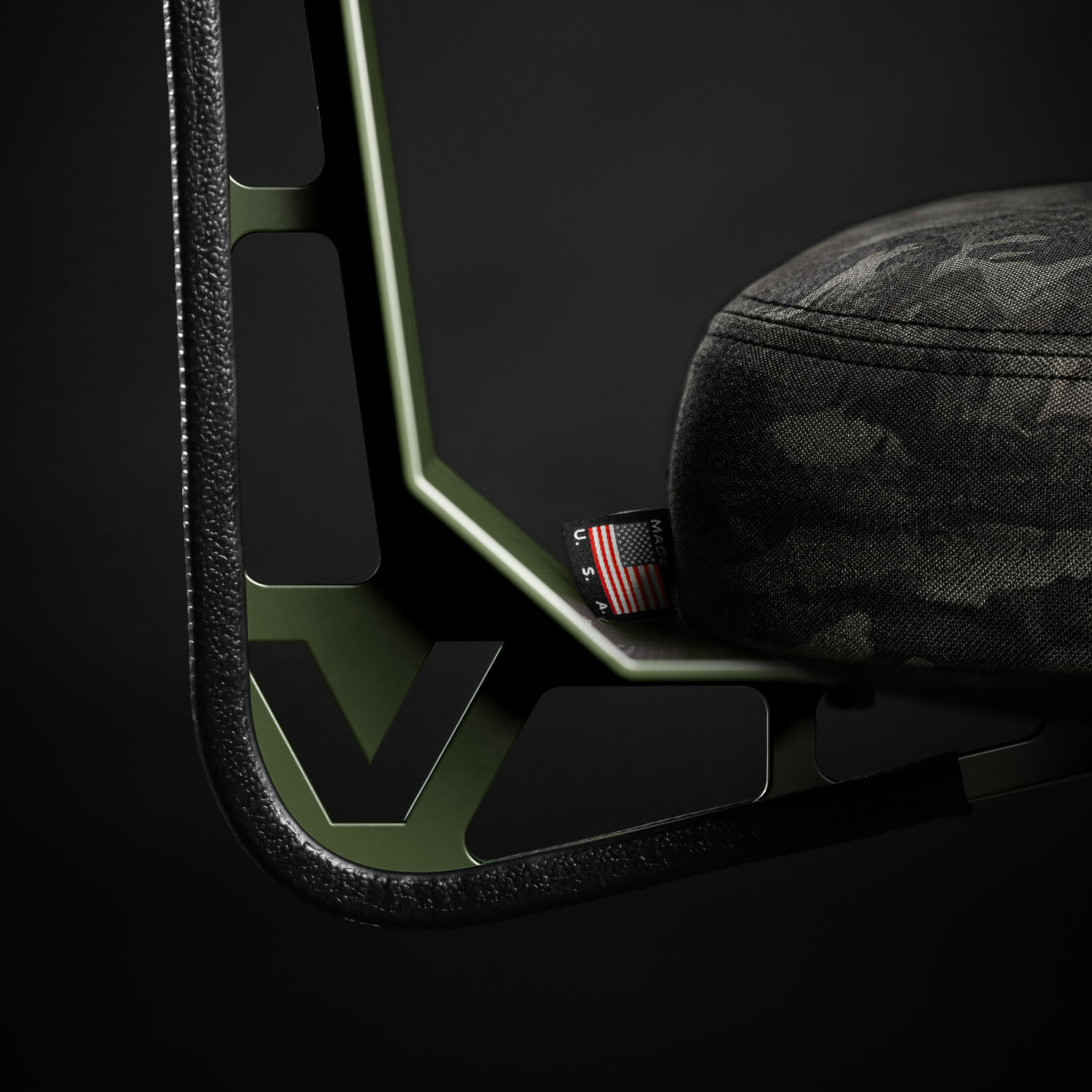 PROJECT 010 - BLACK MULTICAM (ROBUST MODEL)