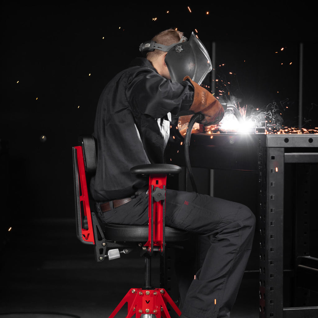 ADJUSTABLE BACKREST