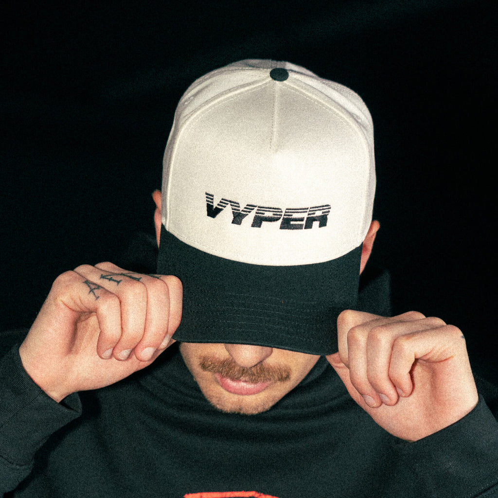 TRACKSIDE BLACK TWO-TONE HAT