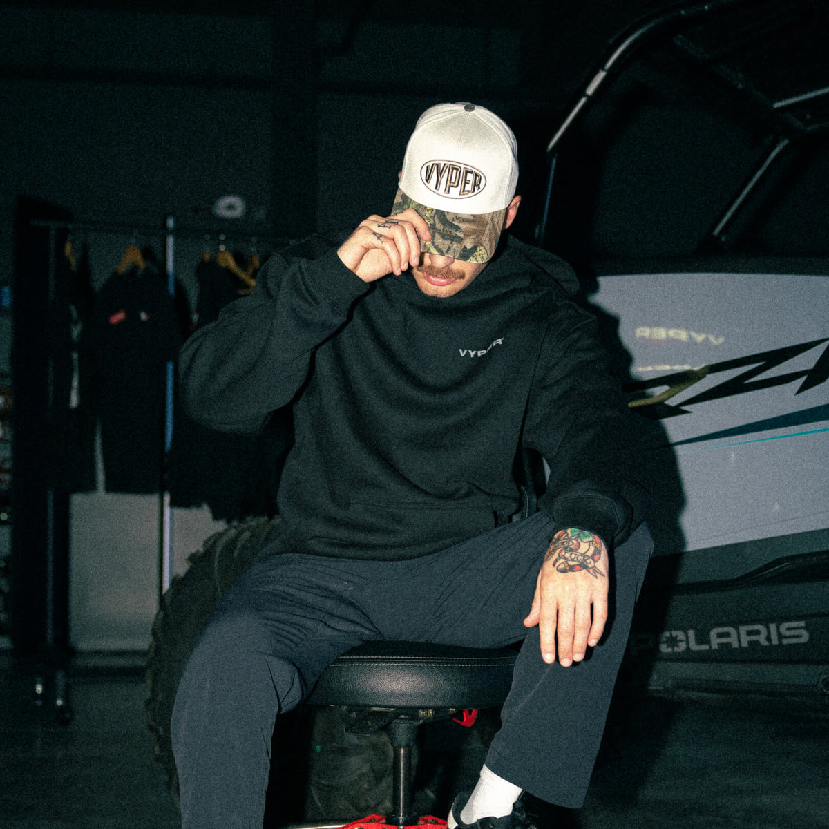 TRACKSIDE CAMO TWO-TONE HAT