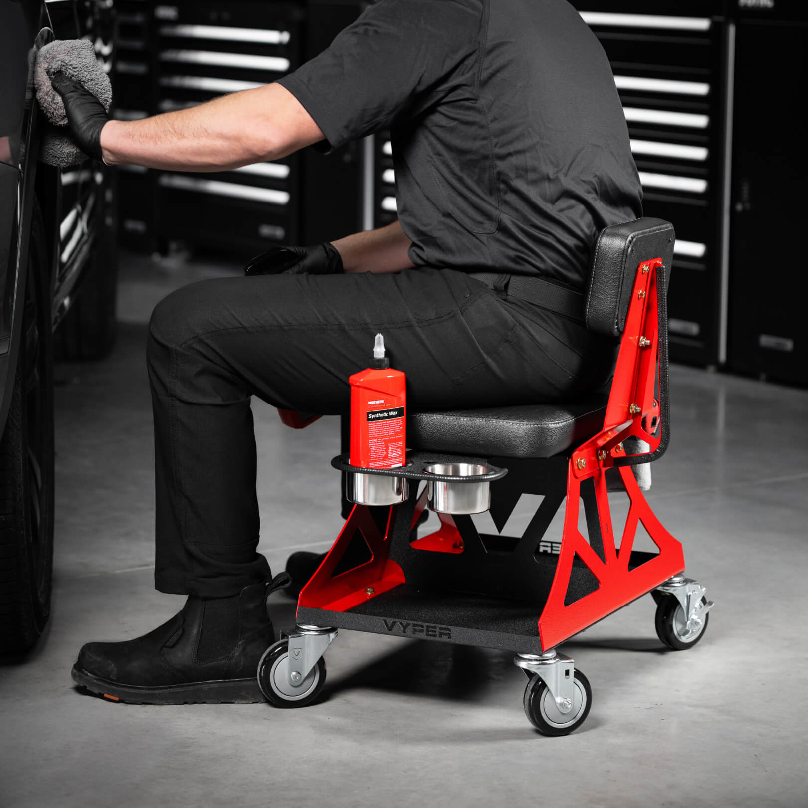 Fully Loaded Low-Pro | Detailing Stool with Accessories | Vyper