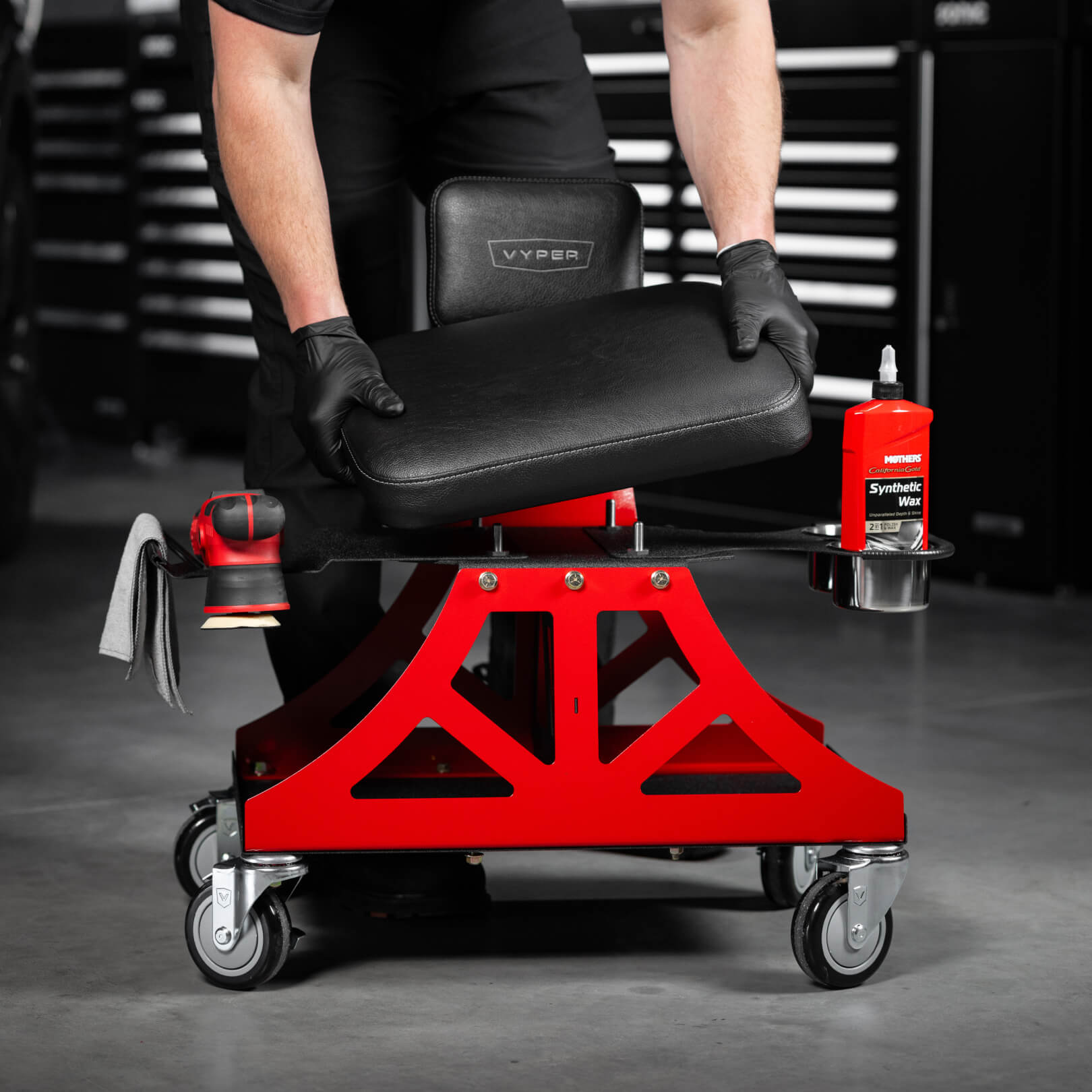 Fully Loaded Low-Pro | Detailing Stool with Accessories | Vyper