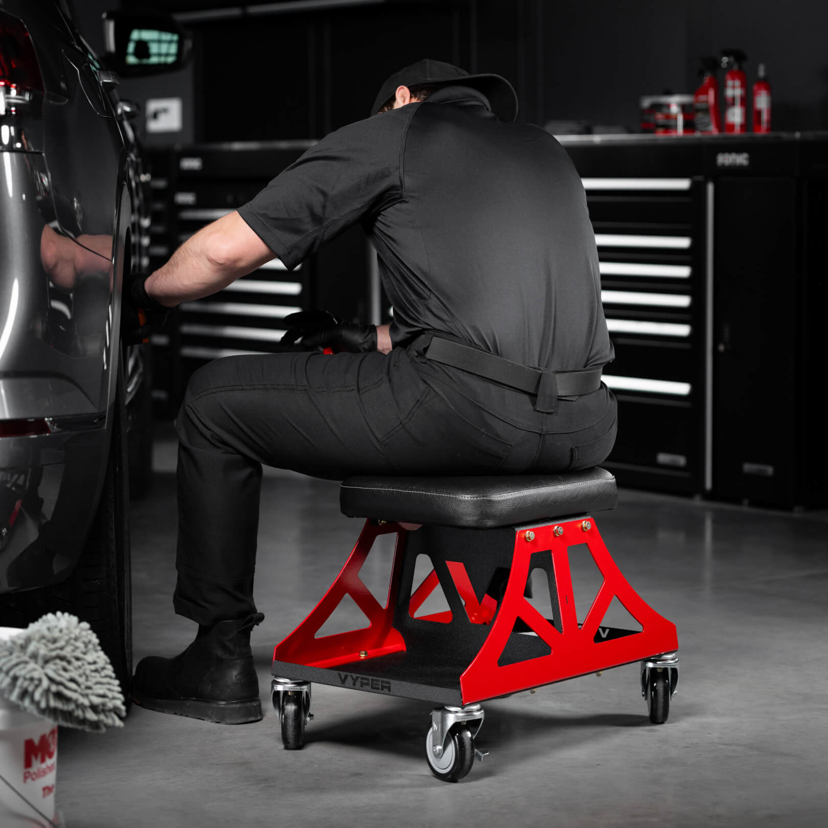 Low-Pro | Detailing Stool with Dual Tool Tray | Vyper – Vyper