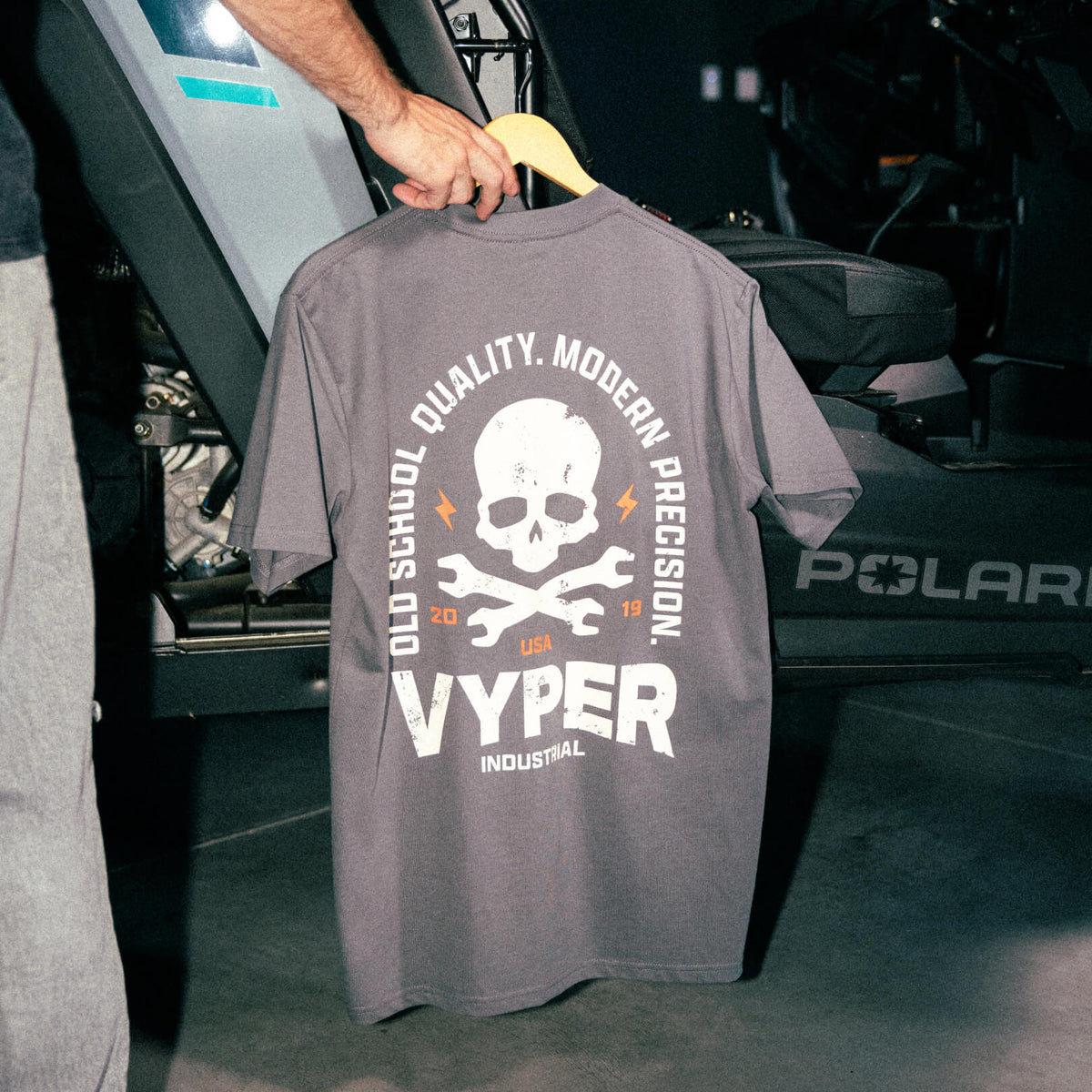 OLD SCHOOL TEE