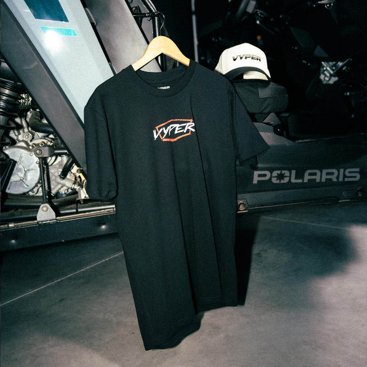 SCRATCH TEE