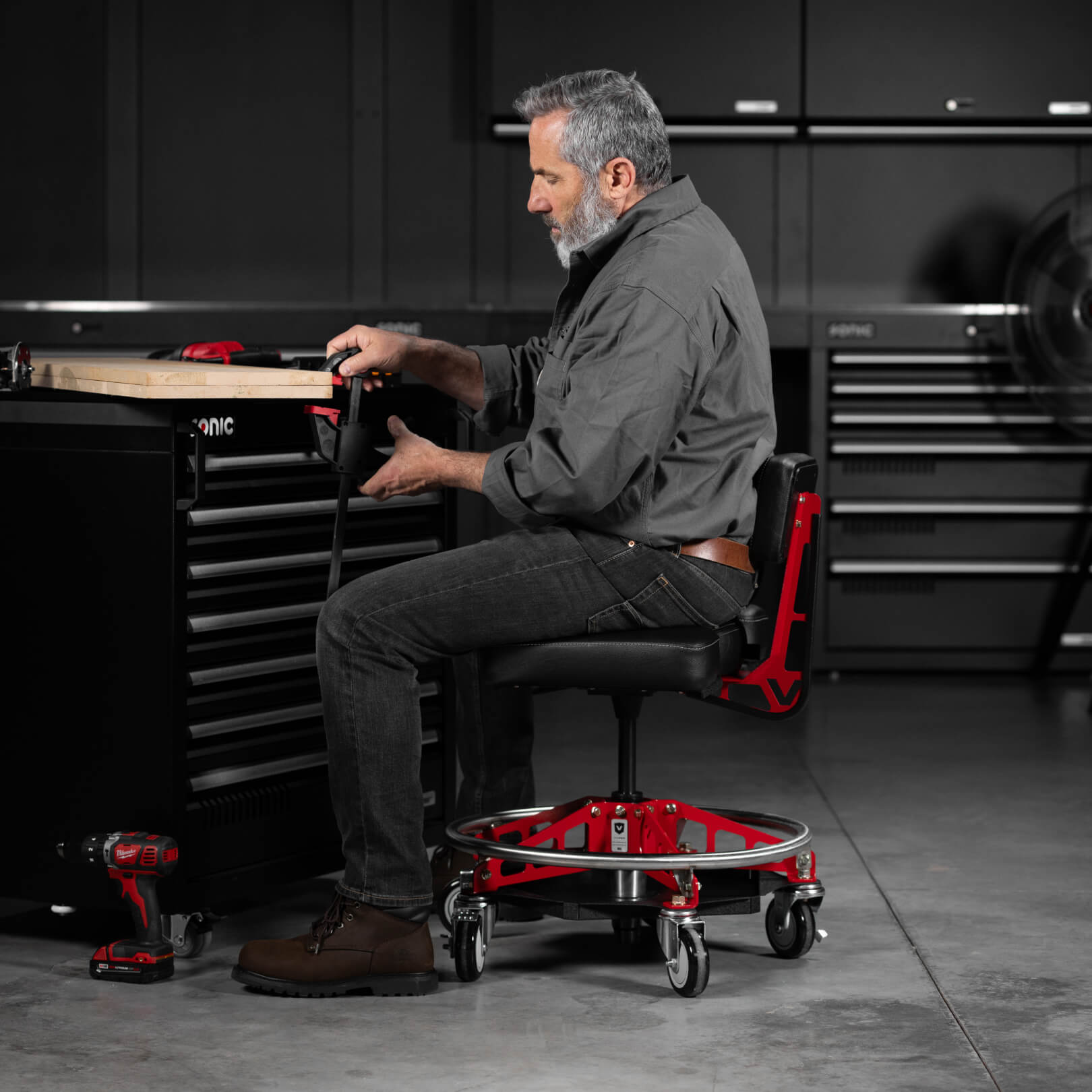TOOL TRAY