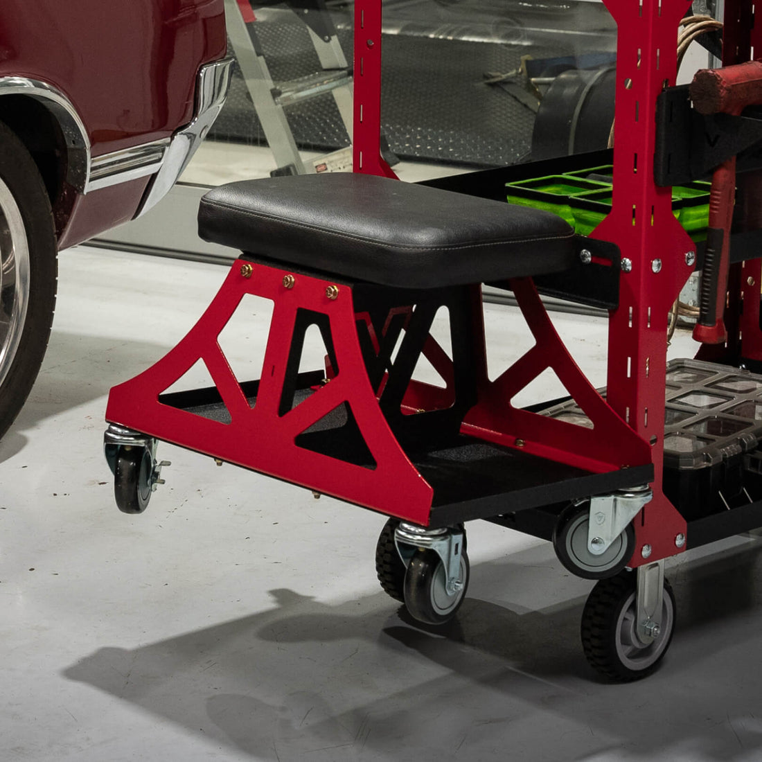 WALL/CART MOUNT: LOW-PRO